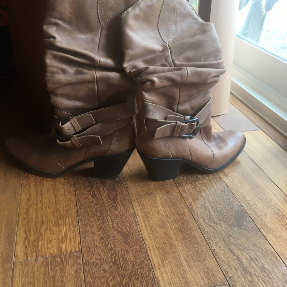 Cowboy boots -leather upper